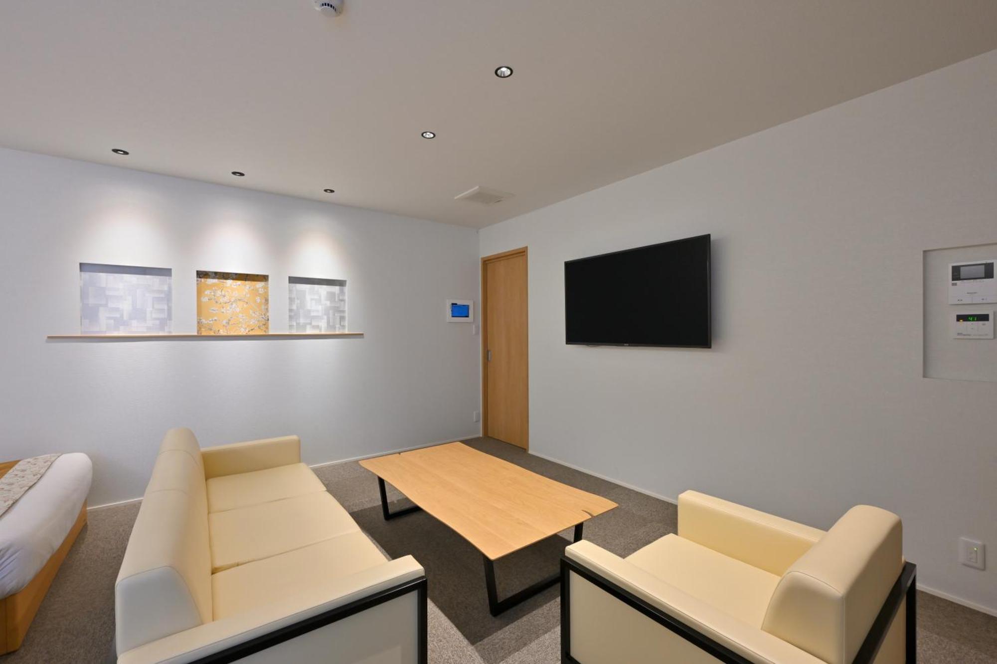 Grand Base Hiroshima Peace Memorial Park Aparthotel Exterior photo